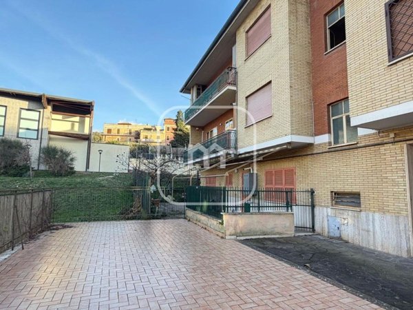 appartamento in vendita a Monte Porzio Catone