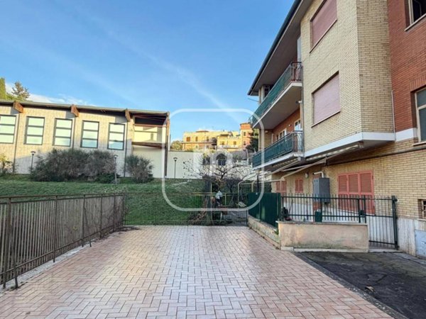 appartamento in vendita a Monte Porzio Catone