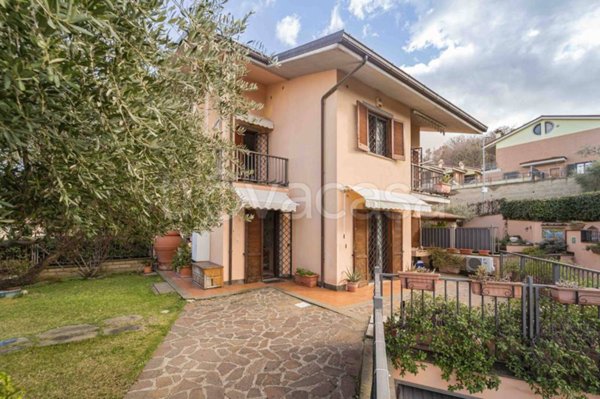 casa indipendente in vendita a Monte Porzio Catone