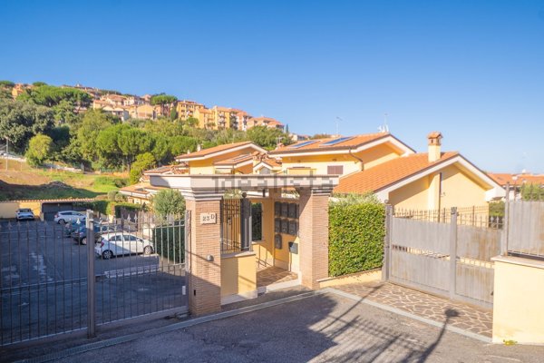 casa indipendente in vendita a Monte Porzio Catone
