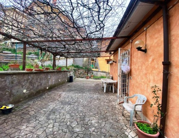 casa indipendente in vendita a Monte Porzio Catone in zona Pilozzo