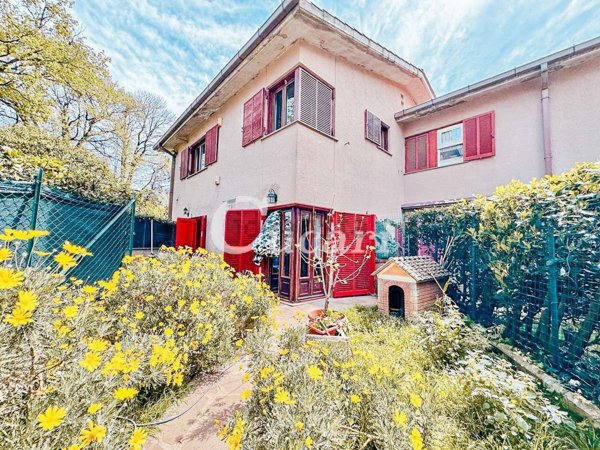 casa indipendente in vendita a Monte Porzio Catone