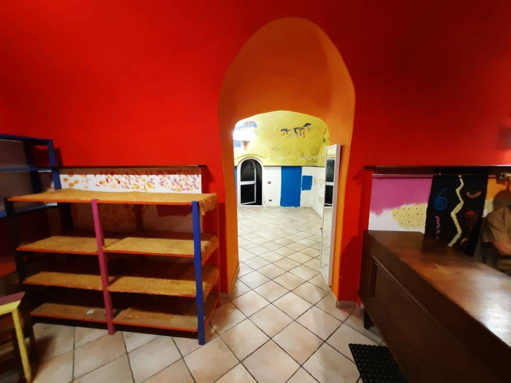 negozio in vendita a Monte Porzio Catone