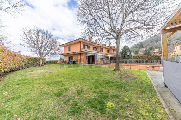 casa indipendente in vendita a Monte Porzio Catone