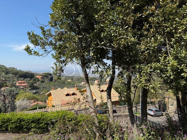 casa indipendente in vendita a Monte Porzio Catone in zona Camaldoli