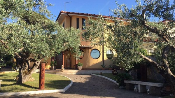 casa indipendente in vendita a Monte Porzio Catone