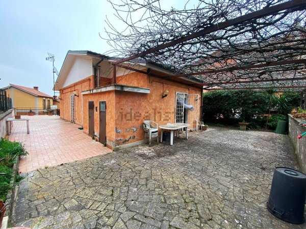 pentavano in vendita a Monte Porzio Catone
