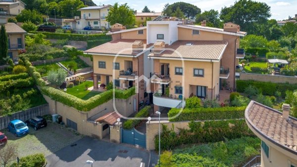 appartamento in vendita a Monte Porzio Catone