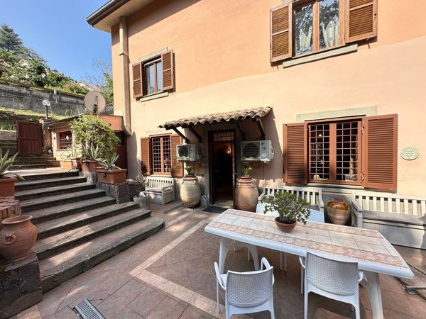 appartamento in vendita a Monte Porzio Catone in zona Camaldoli