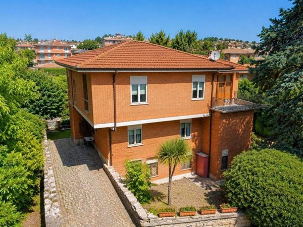 appartamento in vendita a Monte Porzio Catone