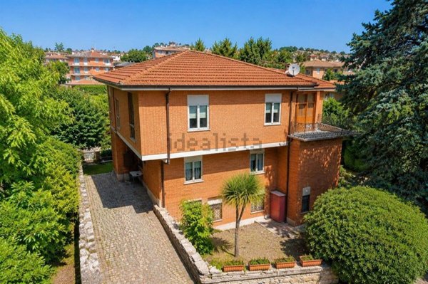 appartamento in vendita a Monte Porzio Catone