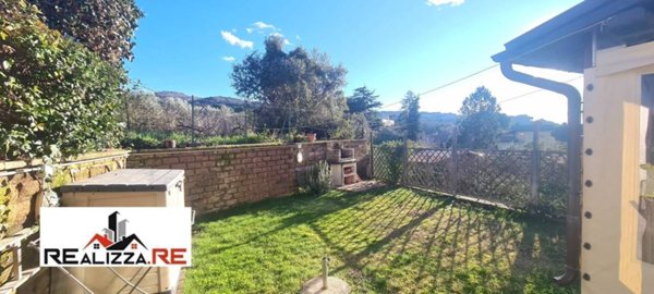 casa indipendente in vendita a Monte Porzio Catone in zona Pilozzo