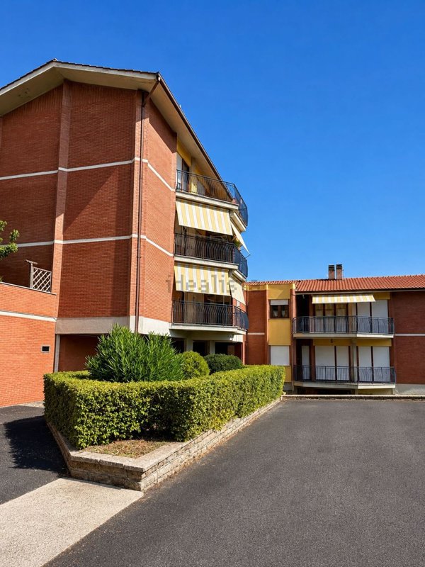 appartamento in vendita a Monte Porzio Catone in zona Pilozzo
