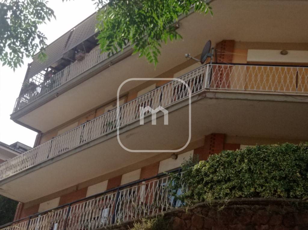 appartamento in vendita a Monte Porzio Catone in zona Pilozzo