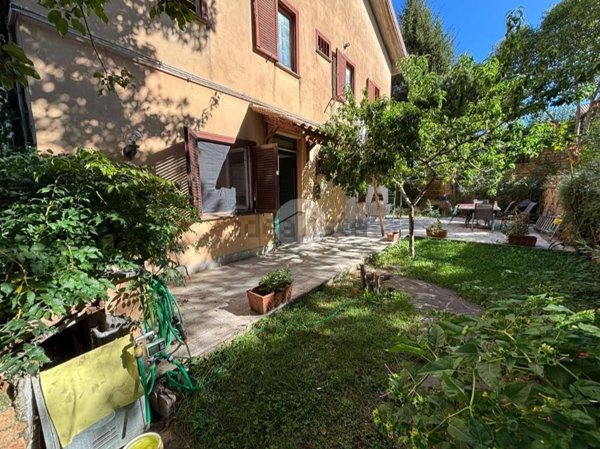 appartamento in vendita a Monte Porzio Catone in zona Pilozzo