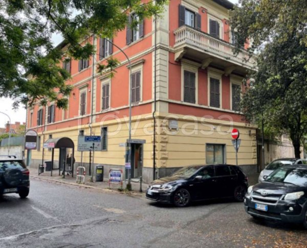 negozio in vendita a Monterotondo