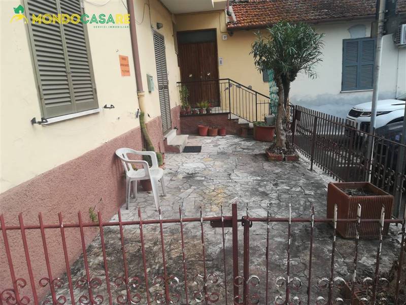 appartamento in vendita a Monterotondo in zona Stazione