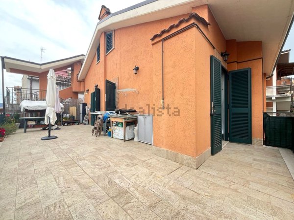 appartamento in vendita a Monterotondo in zona Stazione