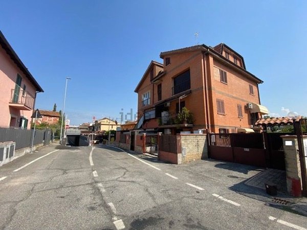 appartamento in vendita a Monterotondo in zona Stazione