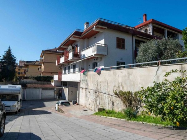 ufficio in vendita a Monterotondo