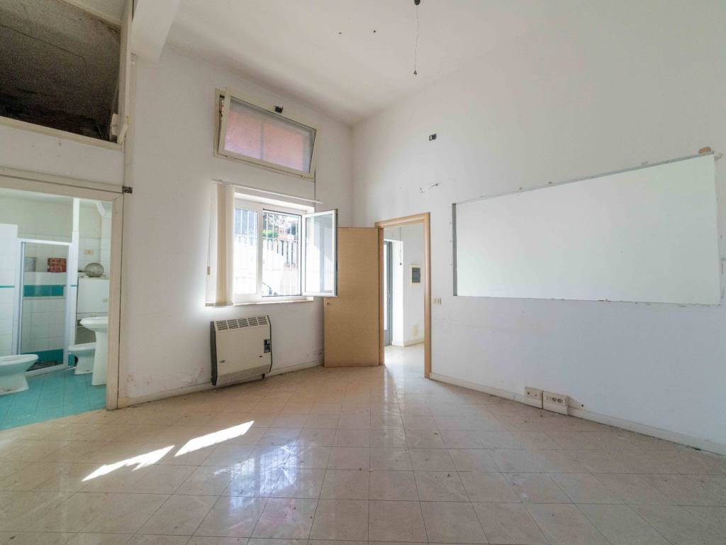ufficio in vendita a Monterotondo