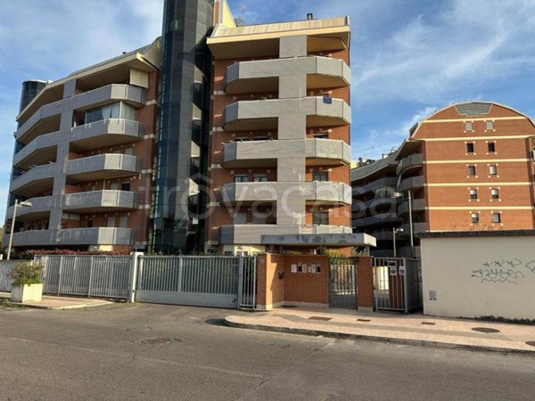 appartamento in vendita a Monterotondo in zona Stazione