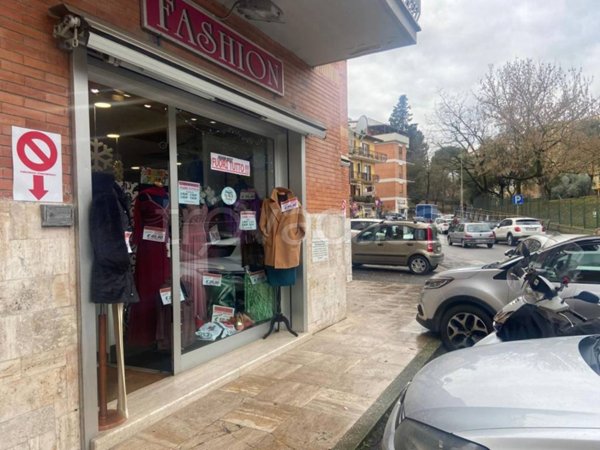 trivano in vendita a Monterotondo