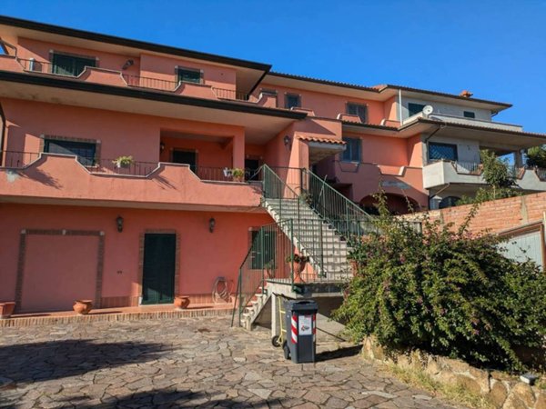 casa indipendente in vendita a Monterotondo