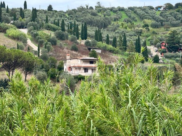 casa indipendente in vendita a Monterotondo
