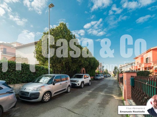intera palazzina in vendita a Monterotondo