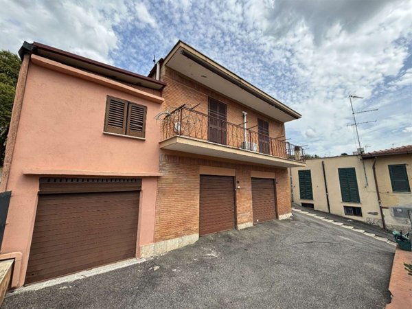 casa indipendente in vendita a Monterotondo in zona Stazione