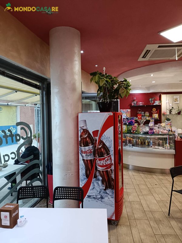 negozio in vendita a Monterotondo in zona Stazione