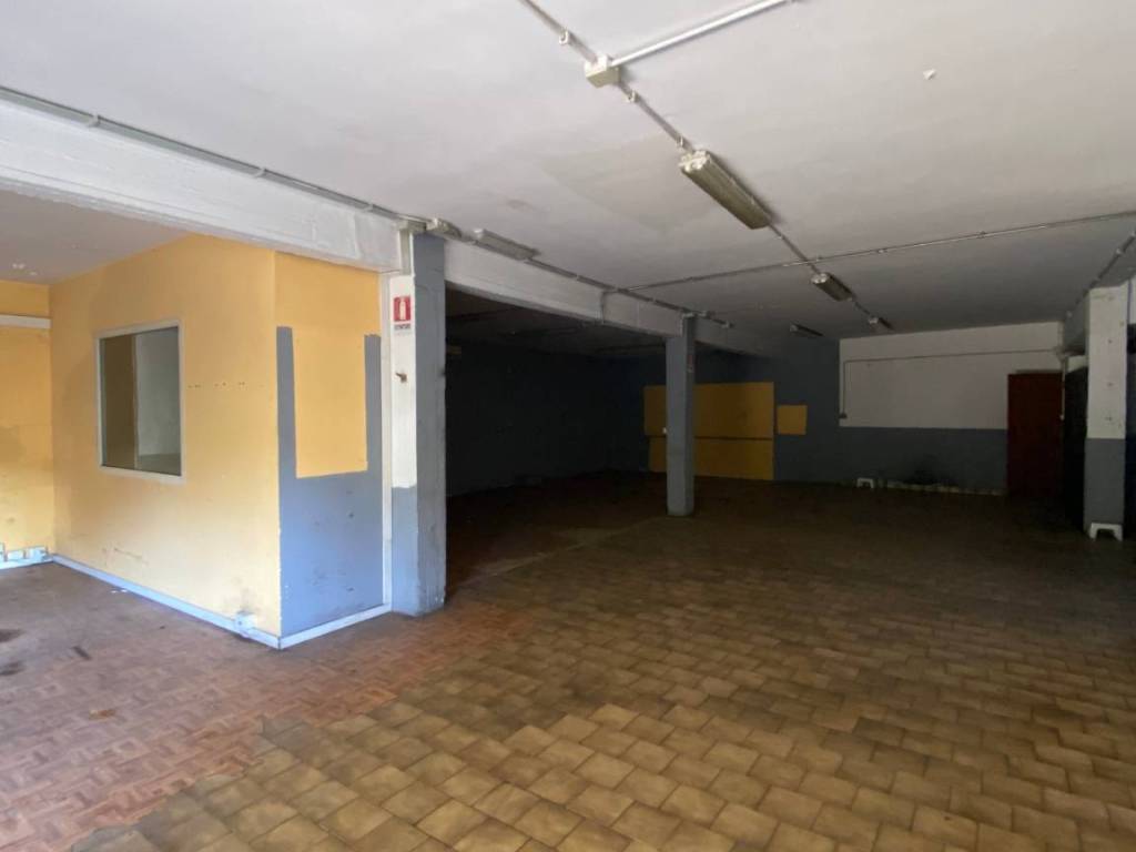 negozio in vendita a Monterotondo