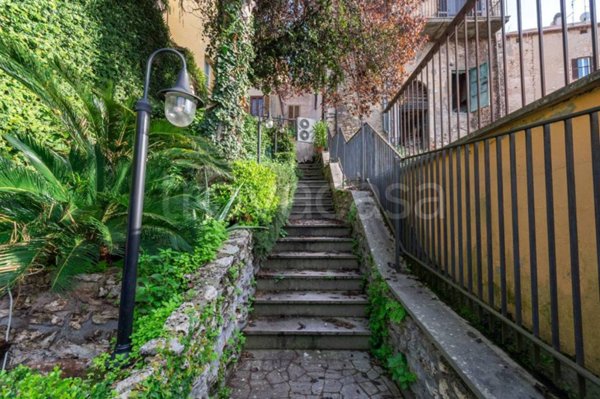 negozio in vendita a Monterotondo