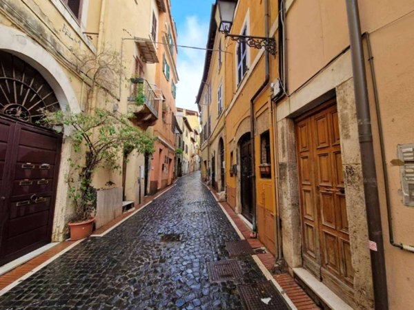 negozio in vendita a Monterotondo