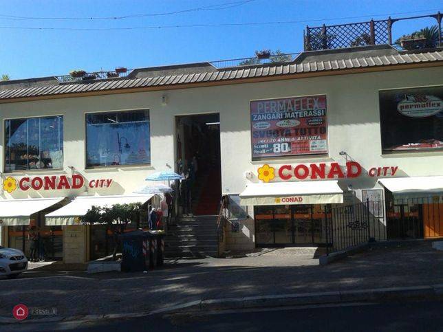negozio in vendita a Monterotondo