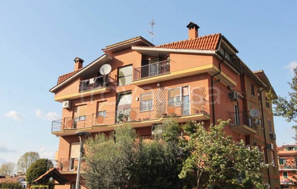 appartamento in vendita a Monterotondo in zona Stazione
