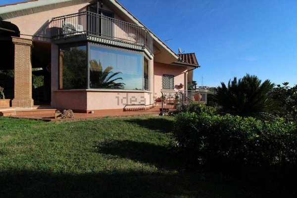 casa indipendente in vendita a Monterotondo