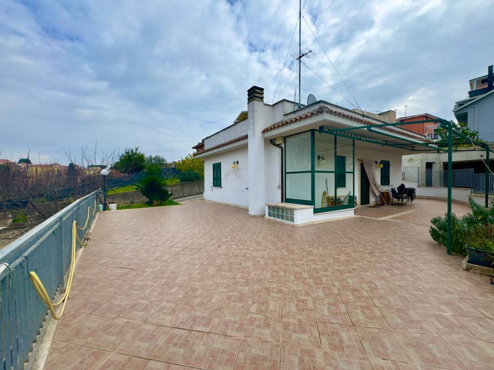 casa indipendente in vendita a Monterotondo