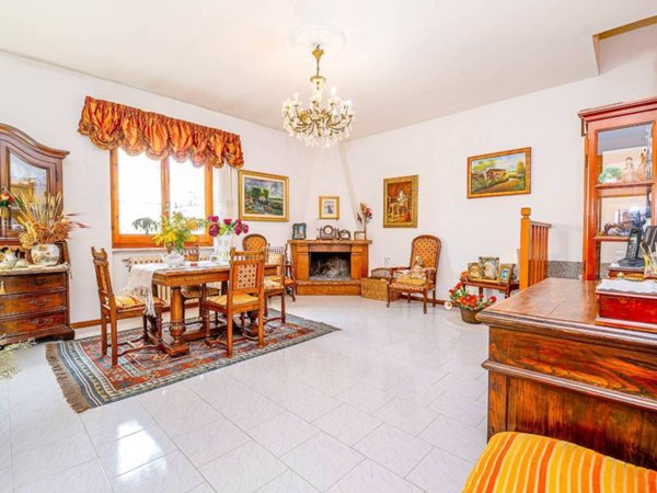 appartamento in vendita a Monterotondo in zona San Martino