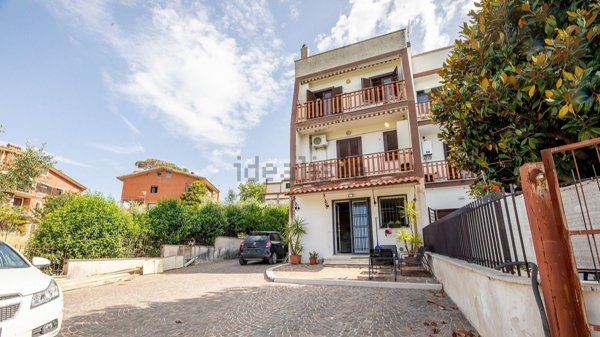 casa indipendente in vendita a Monterotondo