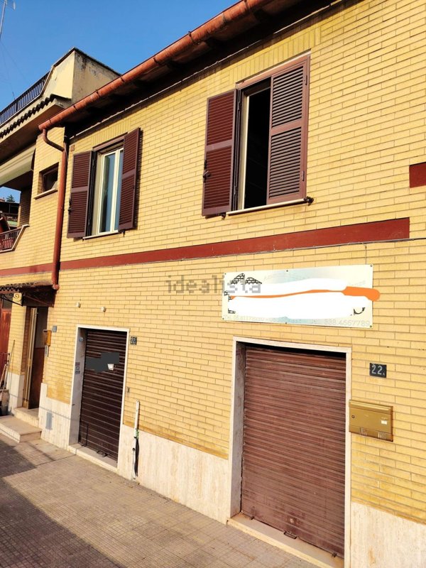 appartamento in vendita a Monterotondo in zona Stazione
