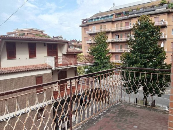 appartamento in vendita a Monterotondo in zona Stazione