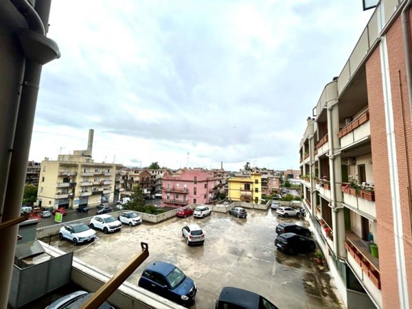 appartamento in vendita a Monterotondo in zona Stazione
