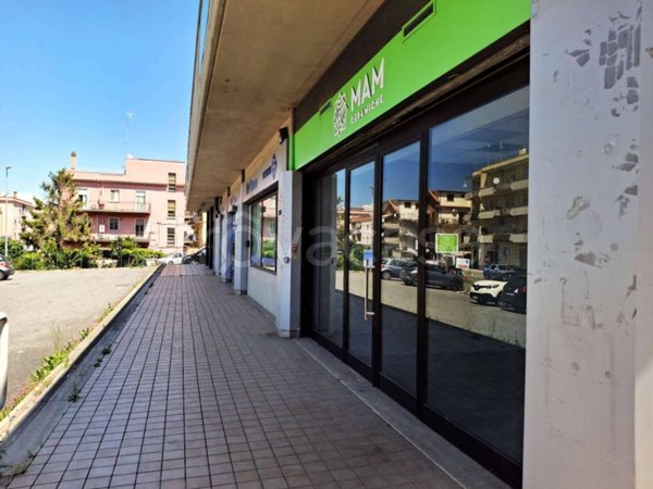 negozio in vendita a Monterotondo in zona Stazione