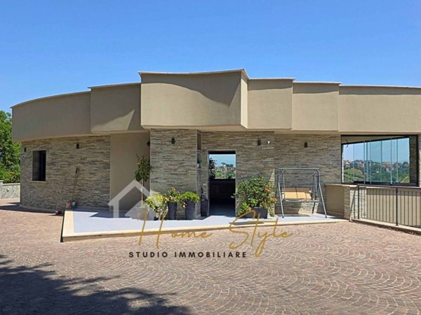 casa indipendente in vendita a Monterotondo