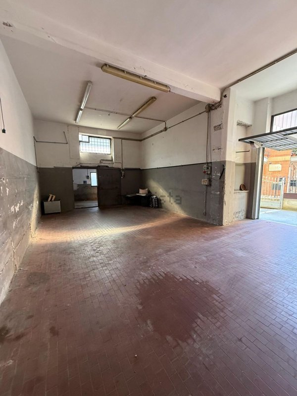 ufficio in vendita a Monterotondo in zona Stazione