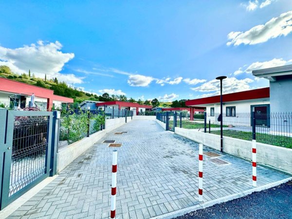 casa indipendente in vendita a Monterotondo in zona Stazione