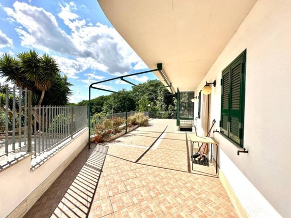 casa indipendente in vendita a Monterotondo