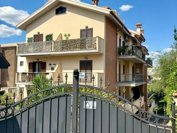 appartamento in vendita a Monterotondo in zona San Martino